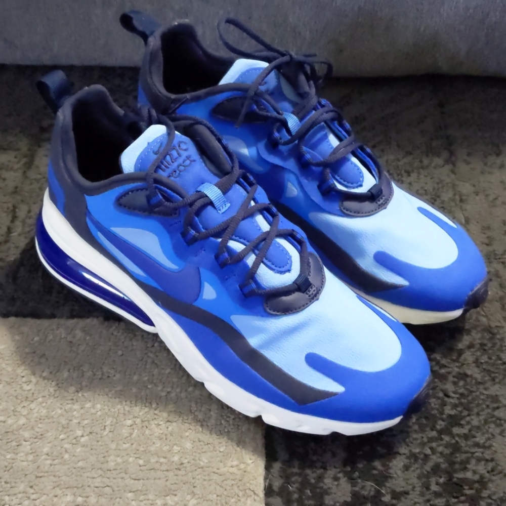 Air Max 270 React